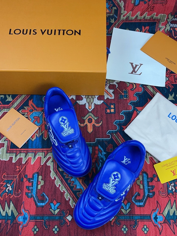 ルイヴィトン靴背面デザイン